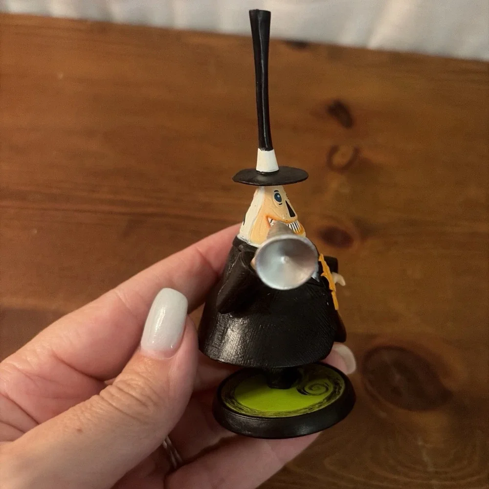 Disney Nightmare Before Christmas - Mayor 4